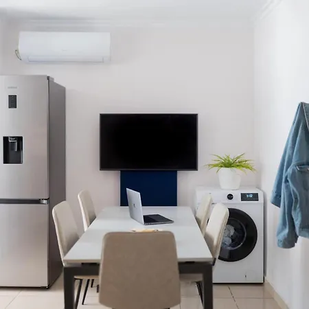 Apartment Christopher Nolan Tirana