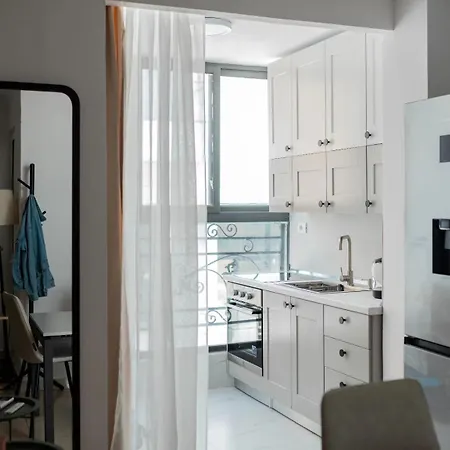 Christopher Nolan Apartment